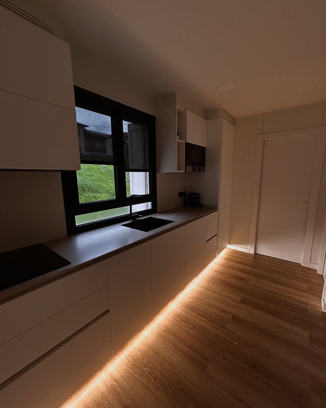 Cuina Moderna amb LED